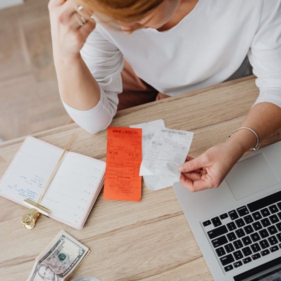 Interface de gestion clients, devis et factures sur-mesure